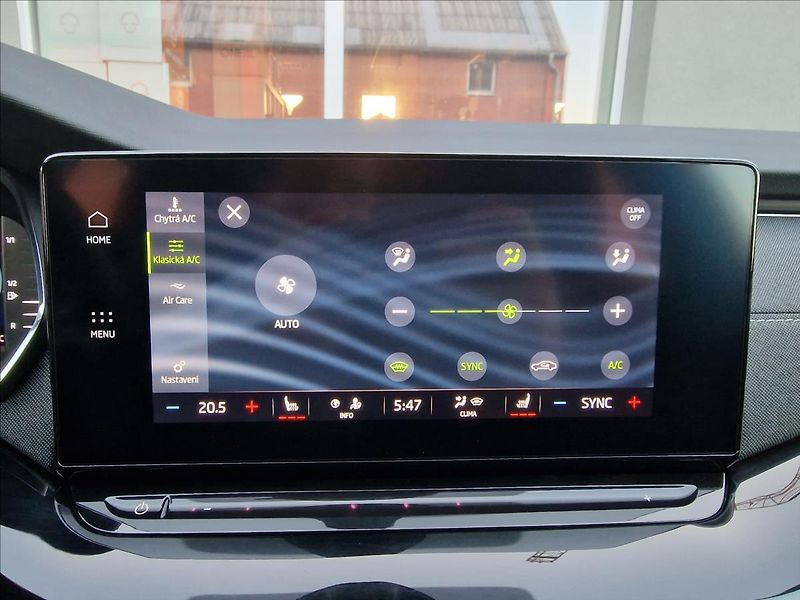 Škoda Octavia 1.4 TSI iV 150kW DSG Style,ČR - fotka 31 z 48