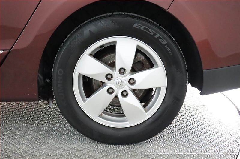 Renault Grand Scénic (2012) 1.5 dCi, Tempomat - fotka 15 z 22