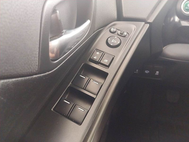 Honda Civic (2017) 1.8 i-VTEC, Serv.kniha - fotka 19 z 21