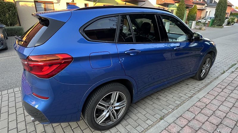BMW X1 (2018) 2.0 Tdi 140 kW M-SportPaket - fotka 9 z 17