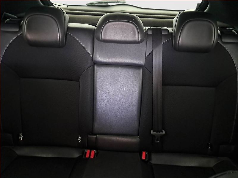 Citroën DS4 (2014) 1.6 e-HDi, po STK, Tažné - fotka 10 z 15