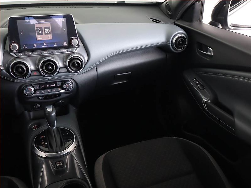 Nissan Juke (2021) Tekna 1.0 DIG-T, Automat - fotka 8 z 23