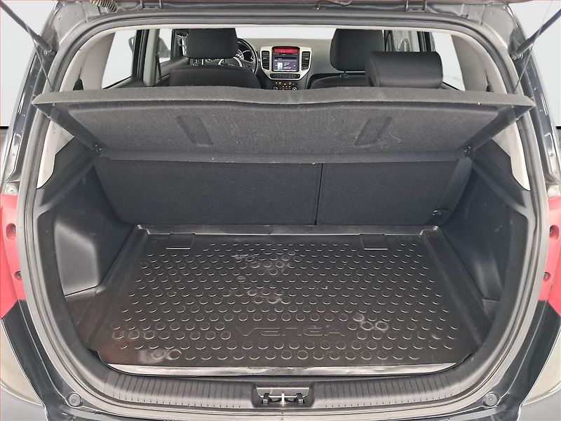 Kia Venga (2019) 1.6 CVVT, Serv.kniha, Navi - fotka 14 z 19