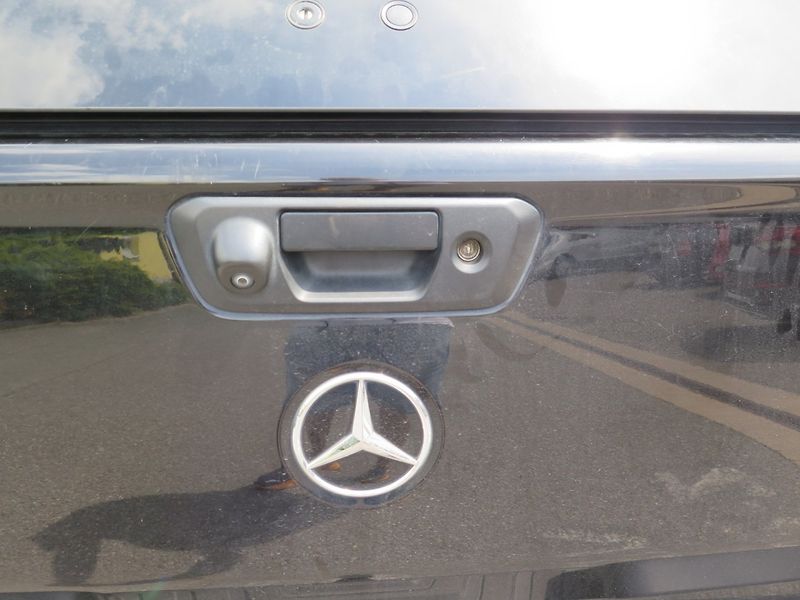 Mercedes-Benz Třídy X (2017) X250d,automat,4x4,motor venku - fotka 17 z 21