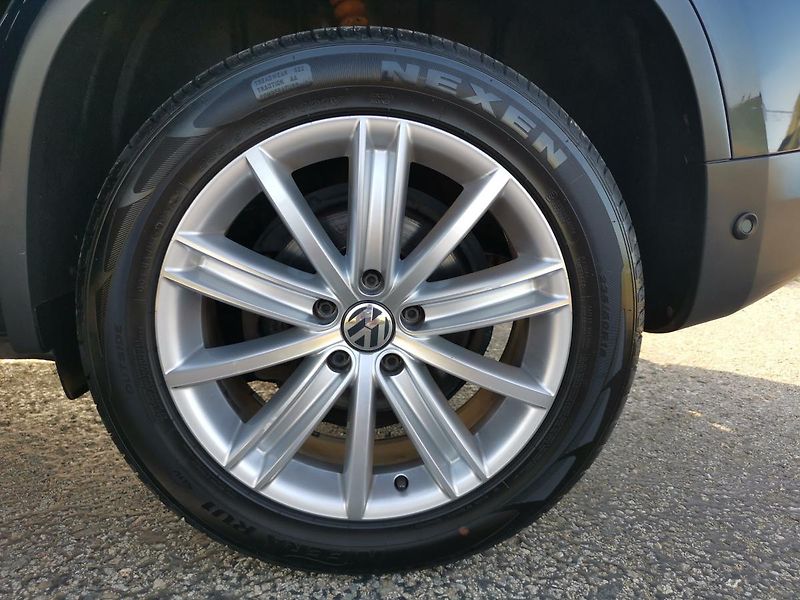 Volkswagen Tiguan (2015) 2,0TDI 130kW DSG ICUP 4x4 1MAJ - fotka 38 z 91
