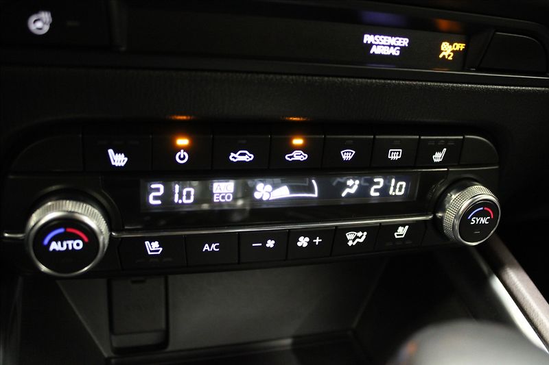 Mazda CX-5 2,5 Takumi Plus - fotka 22 z 31