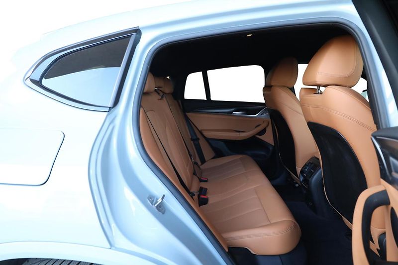 BMW X4 xDrive30d - fotka 6 z 26
