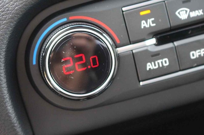 Nová Kia Ceed v jízdě