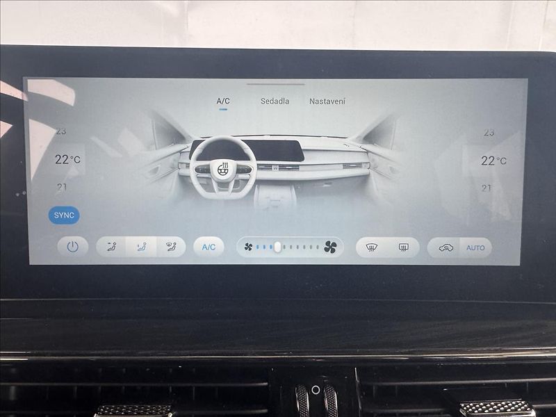 Omoda 5 (2026) 1,5 TGDi HEV PREMIUM - fotka 16 z 30