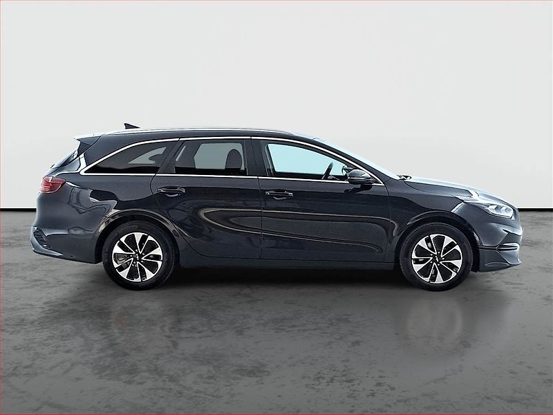 Kia Ceed (2025) Top 1.5 T-GDI - fotka 6 z 20