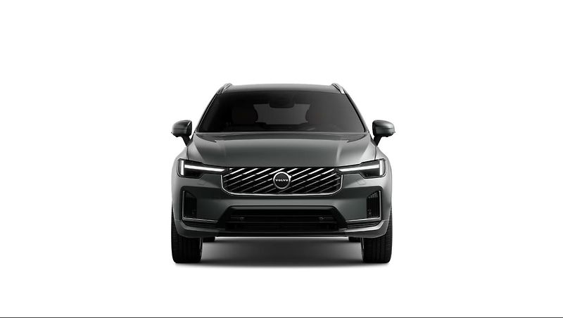 Volvo XC60 (2026) B5 PLUS - fotka 2 z 13