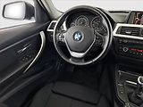 BMW Řada 3 (2013) 318 d, Xenony, Tempomat - náhled 7
