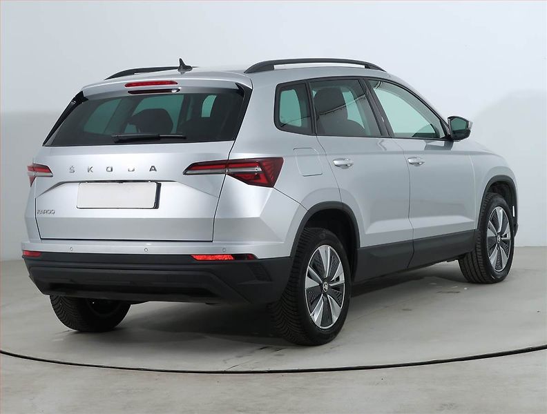 Škoda Karoq (2023) Ambition 2.0 TDI - fotka 5 z 24