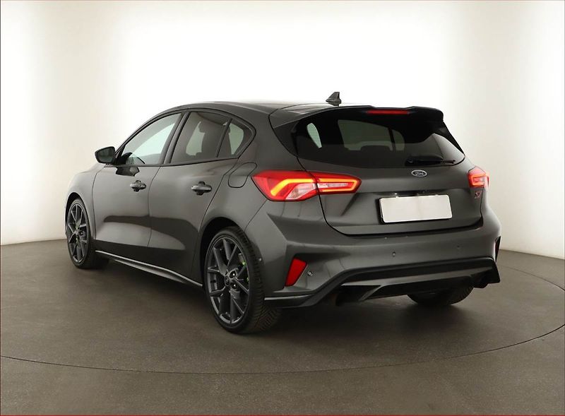 Ford Focus (2020) 2.3 EcoBoost ST - fotka 4 z 20