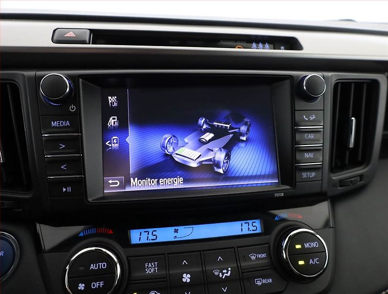 Toyota RAV4 (2017) 2.5 Hybrid - fotka 11 z 17