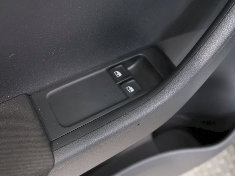 Škoda Fabia (2018) AMBITION PLUS 1.0TSI 81KW - fotka 29 z 31