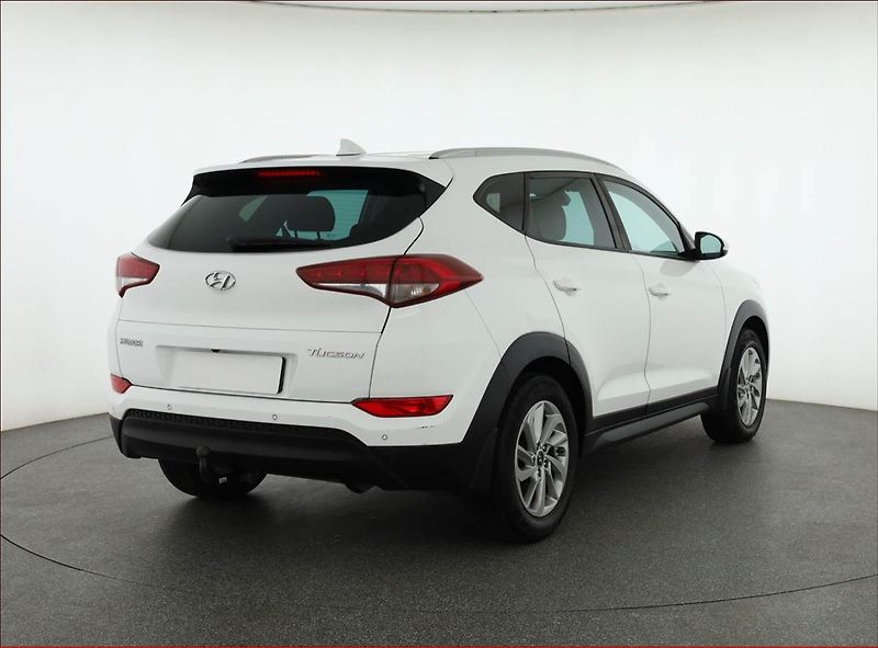 Hyundai Tucson (2017) 1.7 CRDi, Serv.kniha, Navi - fotka 5 z 19