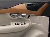 Volvo XC90 B5 AWD INSCRIPTION AUT CZ 7m - náhled 29
