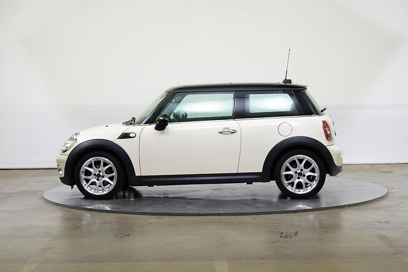 Mini Cooper - fotka 3 z 24