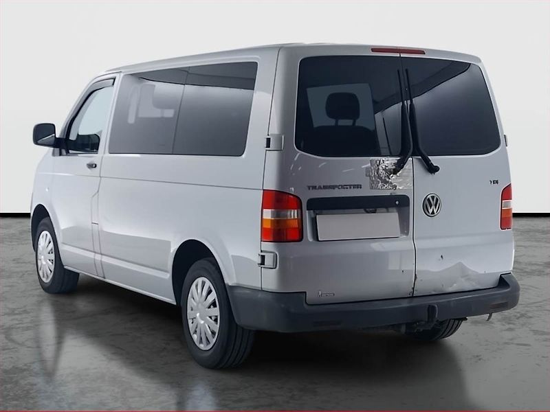 Volkswagen Transporter (2009) 2.5 TDI, Bus, 6Míst, ČR - fotka 4 z 12