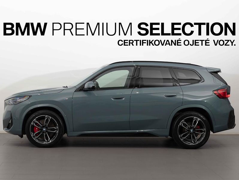 BMW X1 xDrive23d - fotka 2 z 21