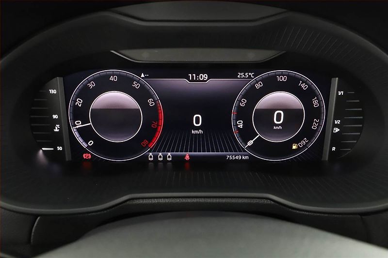 Škoda Octavia (2019) 1.5 TSI, Navi, Tempomat - fotka 10 z 17