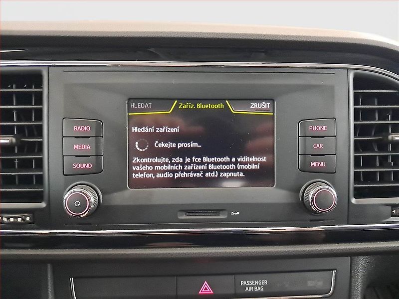Seat Leon (2015) Style 1.2 TSI, Serv.kniha - fotka 19 z 19