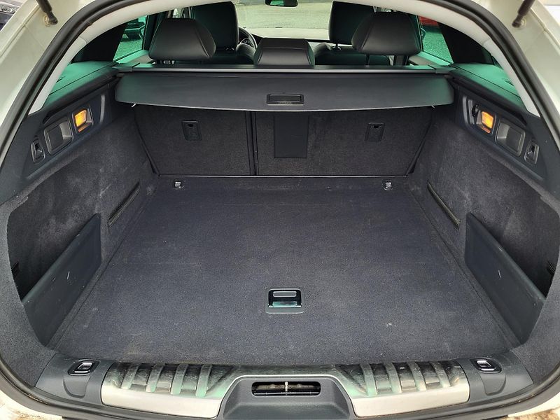 Peugeot 508 2.0 BlueHDi 180k EAT6 ALLURE - fotka 41 z 48
