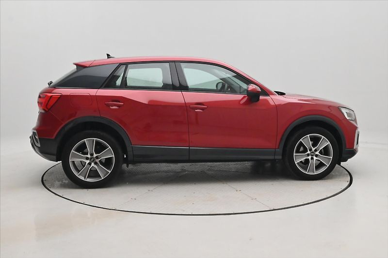 Audi Q2 1,5 35 TFSI 110 kW S-Tronic Zá - fotka 4 z 31