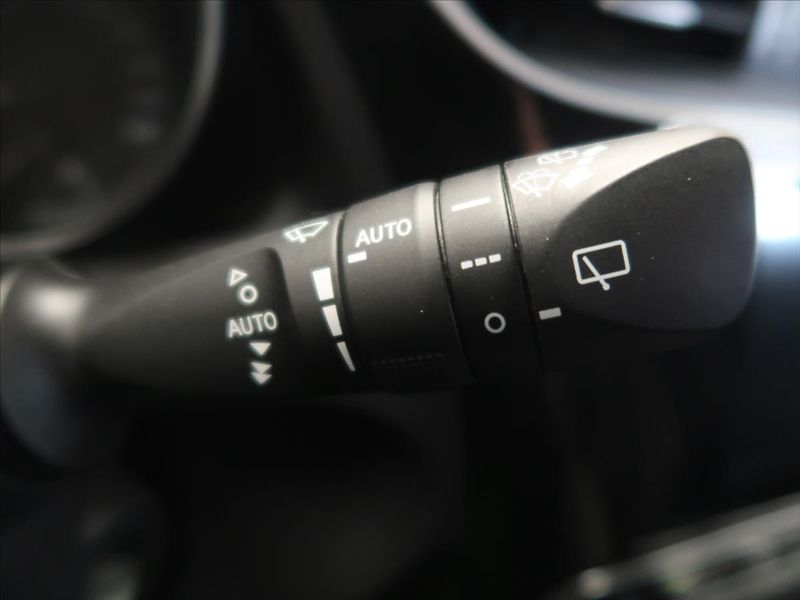 Toyota Auris 1,6 původ ČR! - fotka 22 z 39
