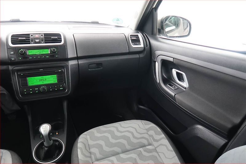 Škoda Roomster (2009) Ambition 1.2 12V, po STK - fotka 8 z 15