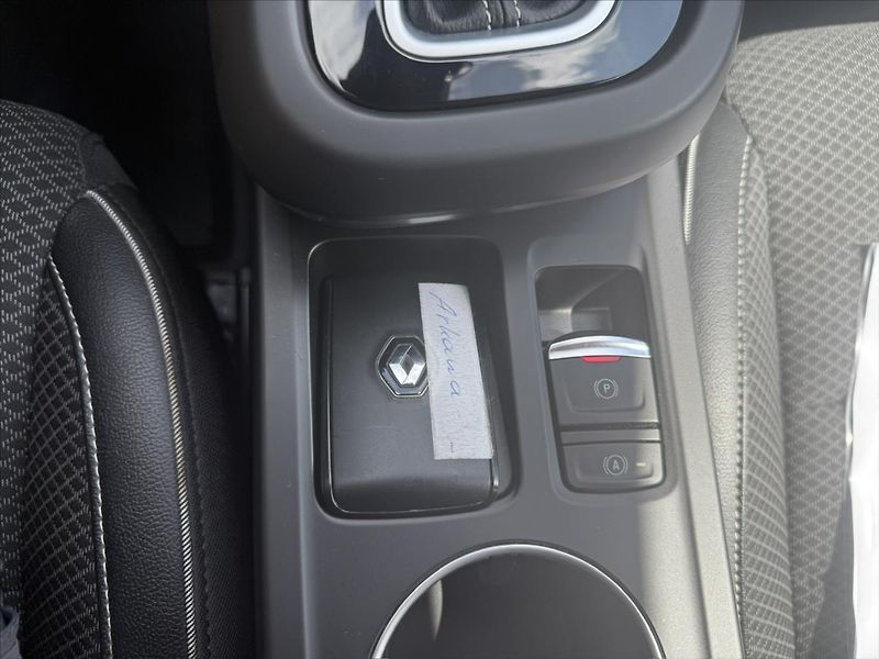 Renault Arkana 1,3 Techno - fotka 16 z 24