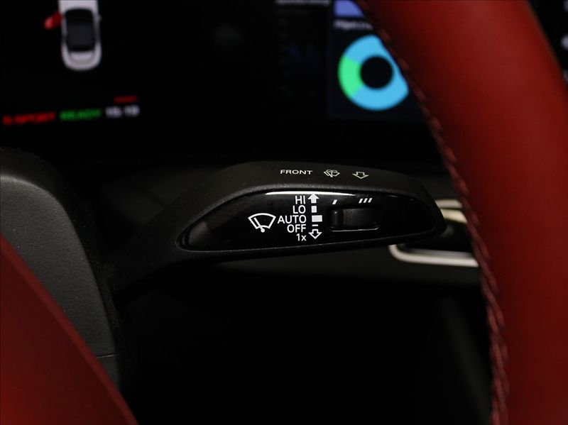 MG Cyberster 0,1 510koní AWD GT 31tkm.ČR - fotka 26 z 29