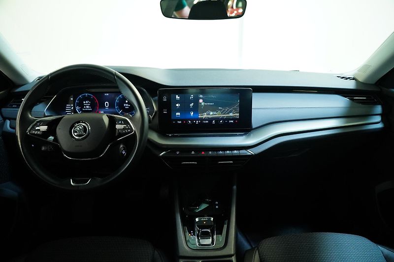 Škoda Octavia - fotka 5 z 32
