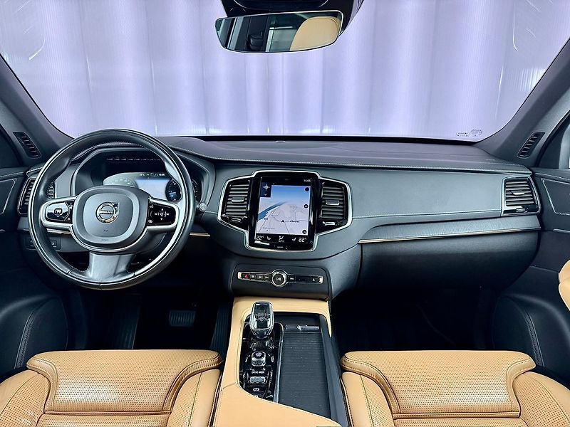 Volvo XC90 B5 AWD INSCRIPTION, ACC, LED, - fotka 10 z 30