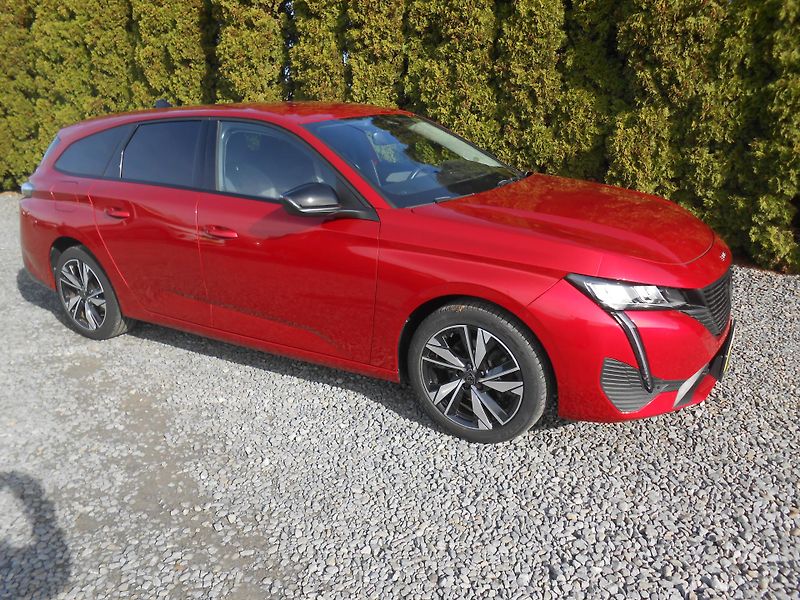 Peugeot 308 allure,led,automat,44tkm - fotka 15 z 41