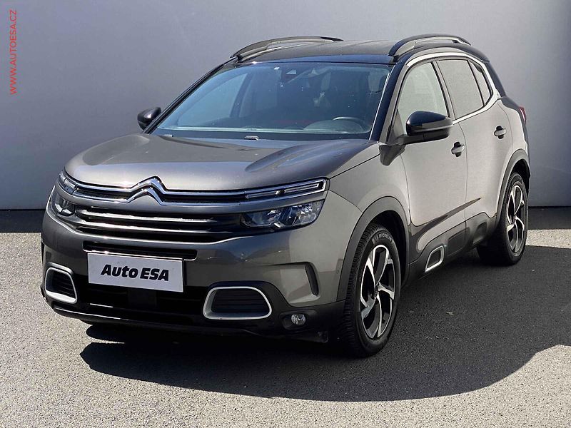 Citroën C5 Aircross (2019) 1.2PT, Shine, navi, kamera - fotka 3 z 18