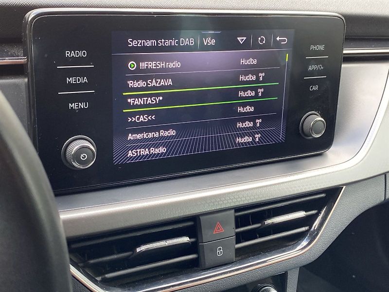 Škoda Scala (2023) 1.0 TSI Style - fotka 11 z 34