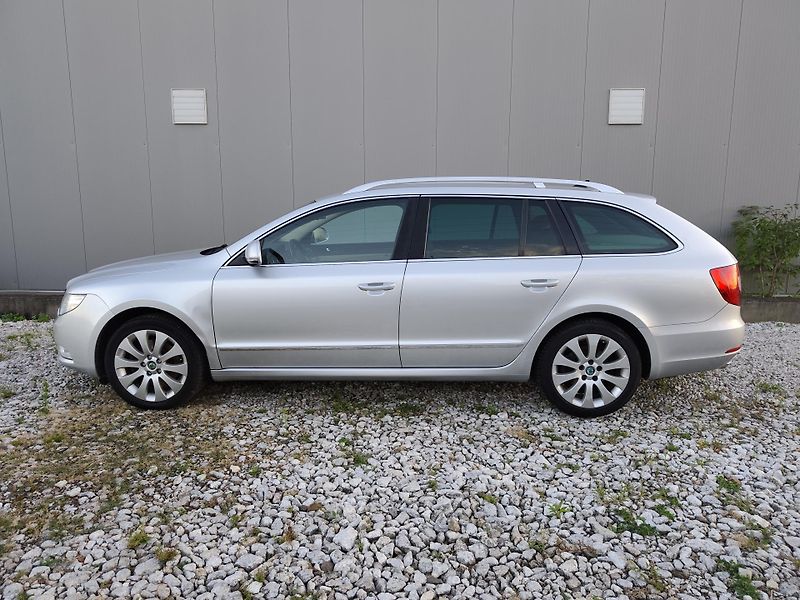 Škoda Superb 2.0TDI 125KW, AUTOMAT, KŮŽE - fotka 3 z 23