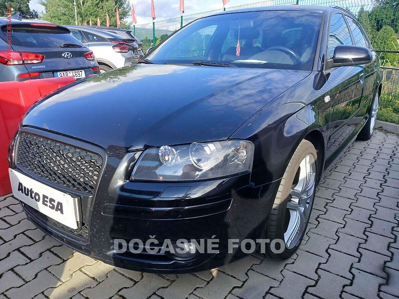 Audi A3 (2007) 2.0TDi, Xenon, park.čidla - fotka 1 z 3
