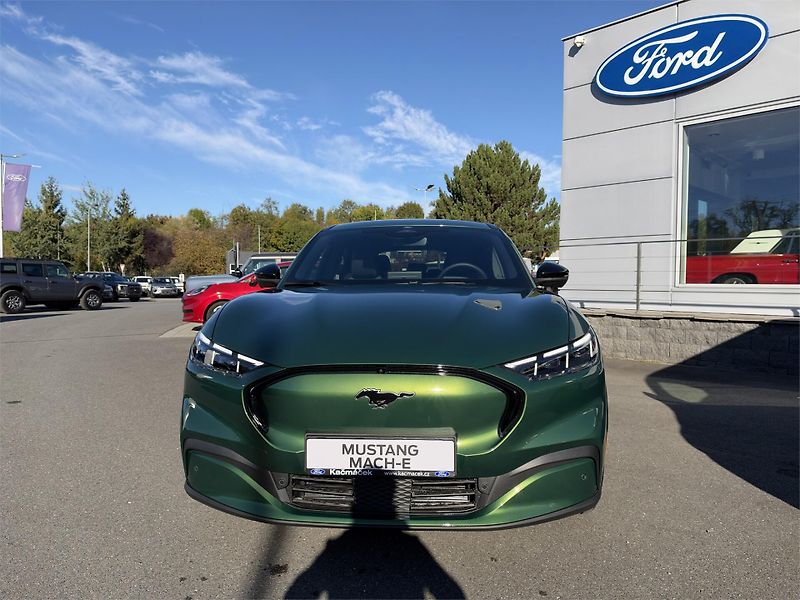 Ford Mustang Mach-E (2026) Premium, 5dveřová, 88 kWh PROD - fotka 8 z 21