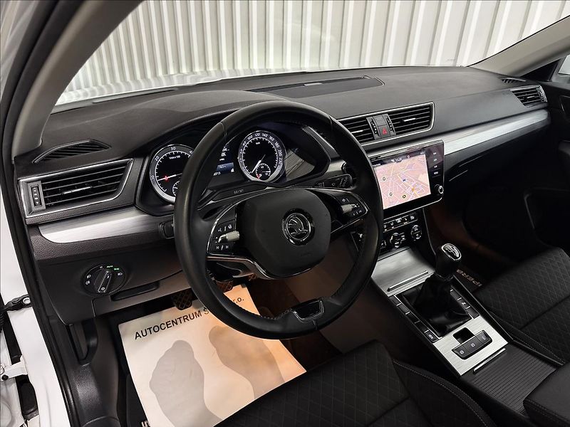Škoda Superb 2.0TDI 110kW Manuál 1 Majitel - fotka 15 z 41