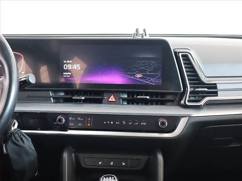 Kia Sportage (2022) 1.6 T-GDI - fotka 12 z 24
