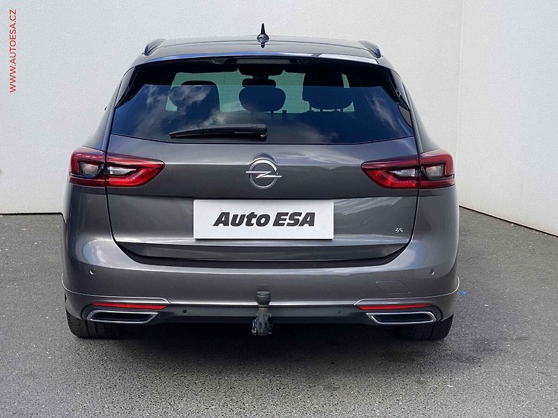 Opel Insignia (2022) 2.0 CDTi 4x4, Ultimate, AT - fotka 5 z 18