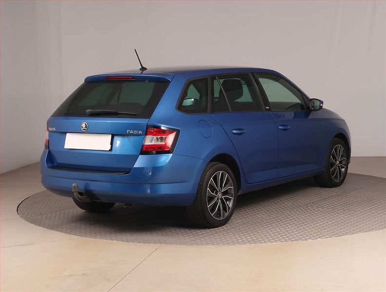 Škoda Fabia (2015) Style 1.4 TDI, Tempomat - fotka 5 z 17