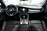 Alfa Romeo Giulia 2.0T 16V 206kW VELOCE AT8 Q4 - náhled 20