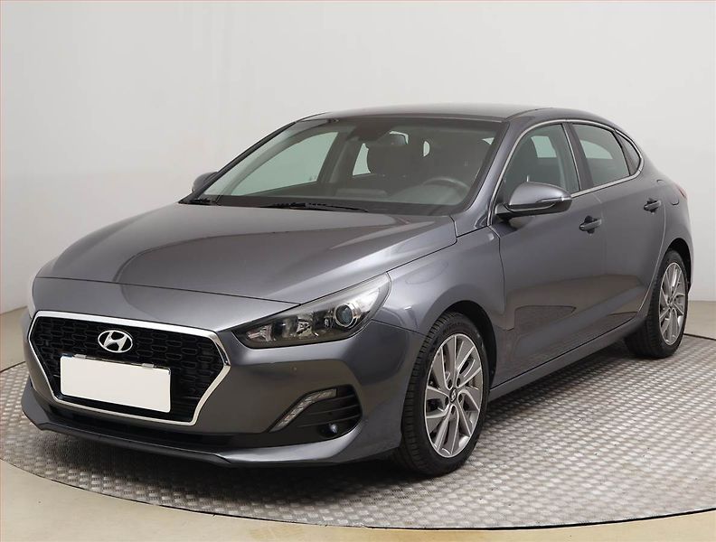 Hyundai i30 (2019) 1.4 T-GDI, Automat, Serv.kniha - fotka 2 z 21