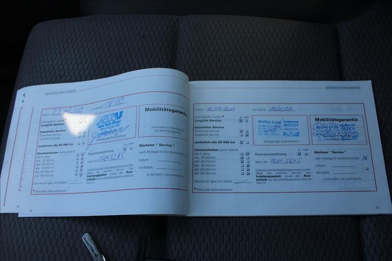 Audi A2 1,4 i  SERVISKA, KLIMA - fotka 21 z 27