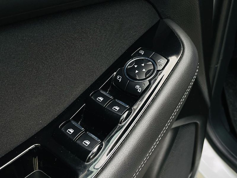 Ford S-MAX 2.0TDCi MANUÁL SERVISKA TAŽNÉ - fotka 34 z 49