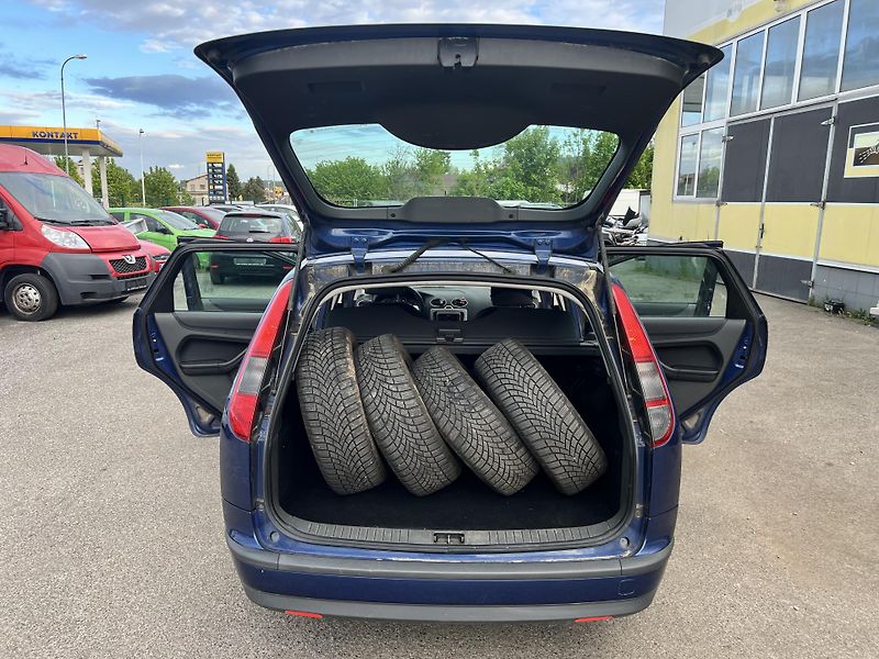 Ford Focus 1,6TDCI 74KW,KLIMA,2xPNEU - fotka 26 z 39